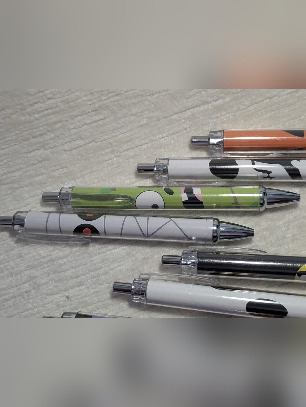 Halloween Patterned Click Ballpoint Pens -Black Ink Set Of 8 - Picture 4 of 7